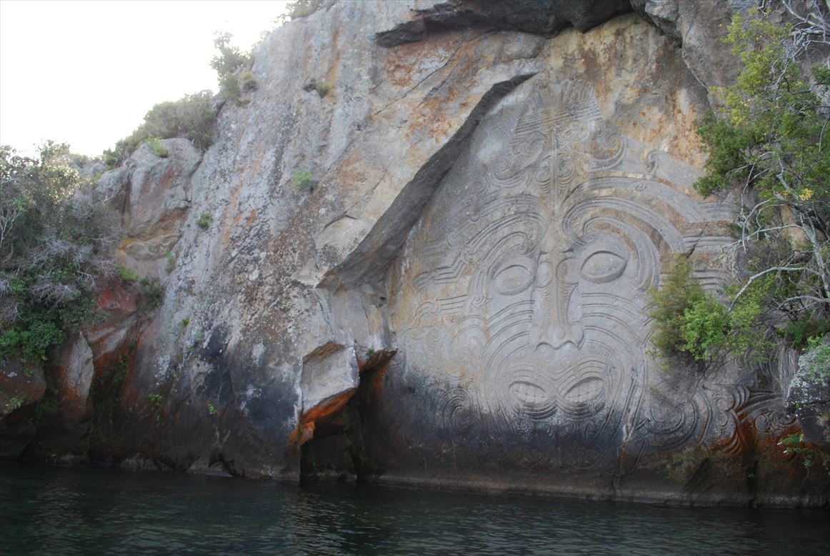 Lake Taupo of 西表島でカヤック・アウトドアするなら：バジャウトリップ西表フィールドサービス